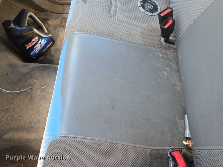 image for item ED2018 2006 Ford F450 Super Duty flatbed pickup truck