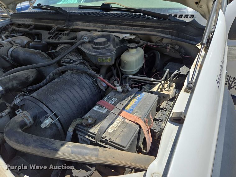 image for item ED2018 2006 Ford F450 Super Duty flatbed pickup truck