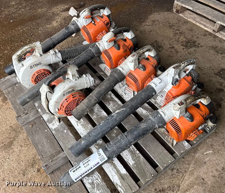 image for item EF2037 (7) Stihl leaf blowers