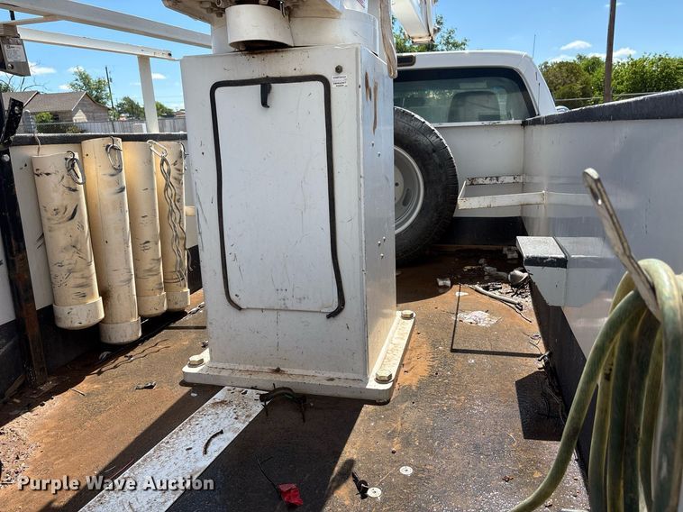 image for item EF3114 2016 Ford F350 Super Duty bucket truck