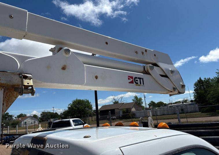 image for item EF3114 2016 Ford F350 Super Duty bucket truck