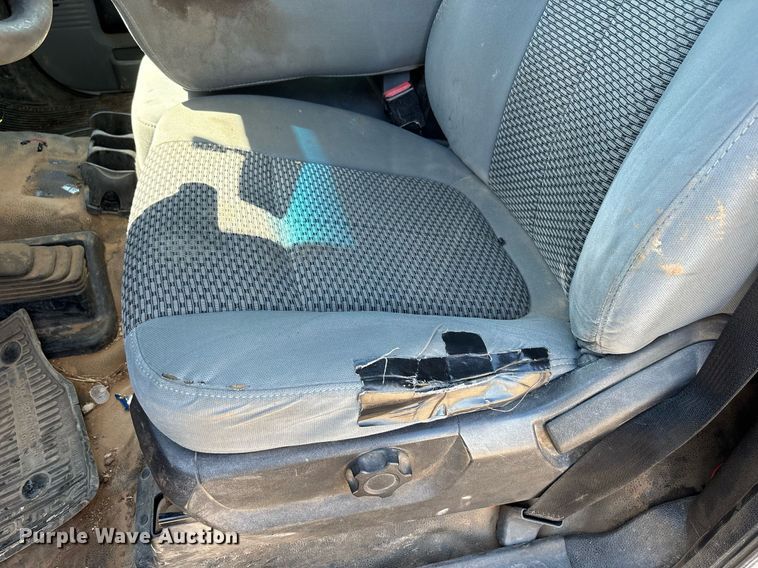 image for item EF3114 2016 Ford F350 Super Duty bucket truck