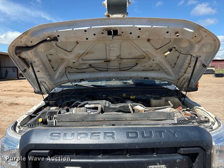 image for item EF3114 2016 Ford F350 Super Duty bucket truck