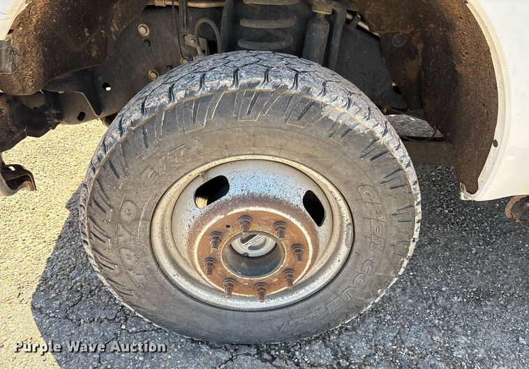 image for item EF3114 2016 Ford F350 Super Duty bucket truck