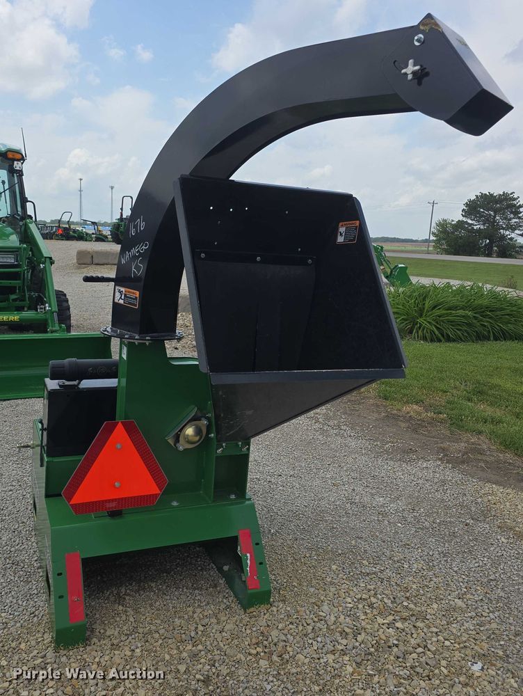 image for item EF3519 Frontier WC1105 wood chipper