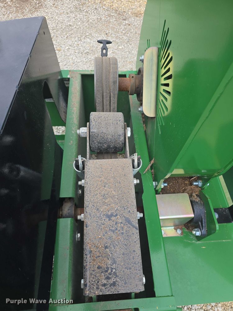 image for item EF3519 Frontier WC1105 wood chipper