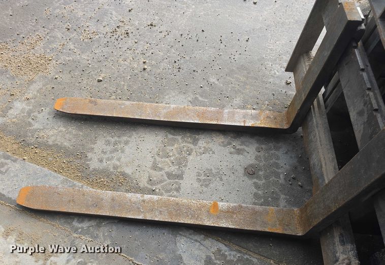 image for item EF3520 Komatsu FG15C-15 forklift