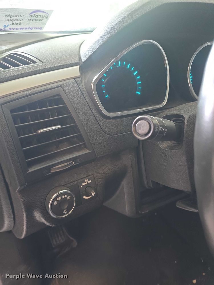 image for item EF3523 2011 Chevrolet Traverse  SUV