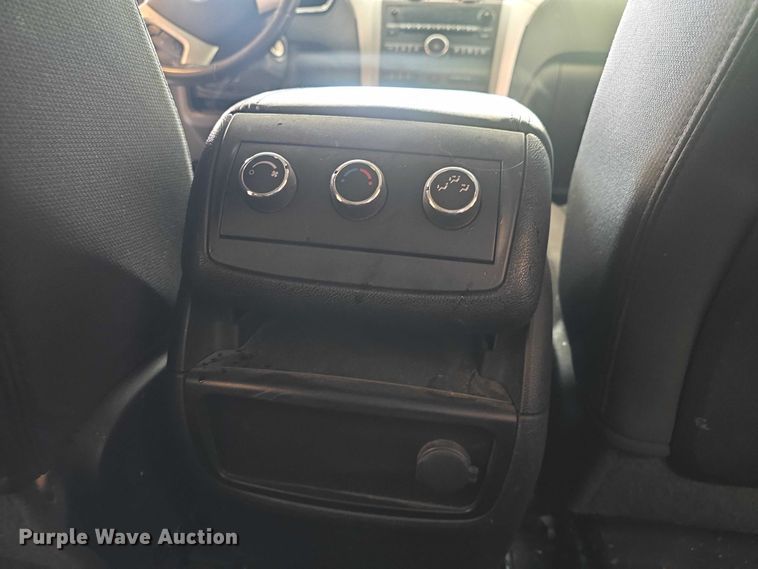 image for item EF3523 2011 Chevrolet Traverse  SUV