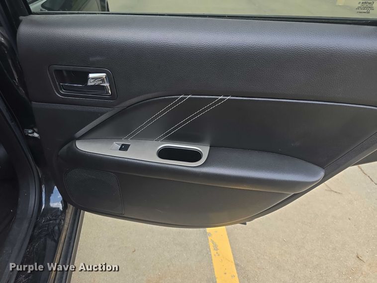 image for item EF3524 2010 Ford Fusion Sport 