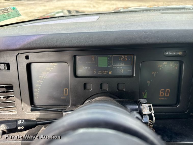 image for item EG5826 1985 Chevrolet Corvette 