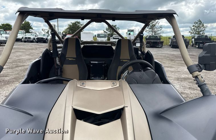 image for item EG5827 2020 Yamaha YXZ1000 utility vehicle