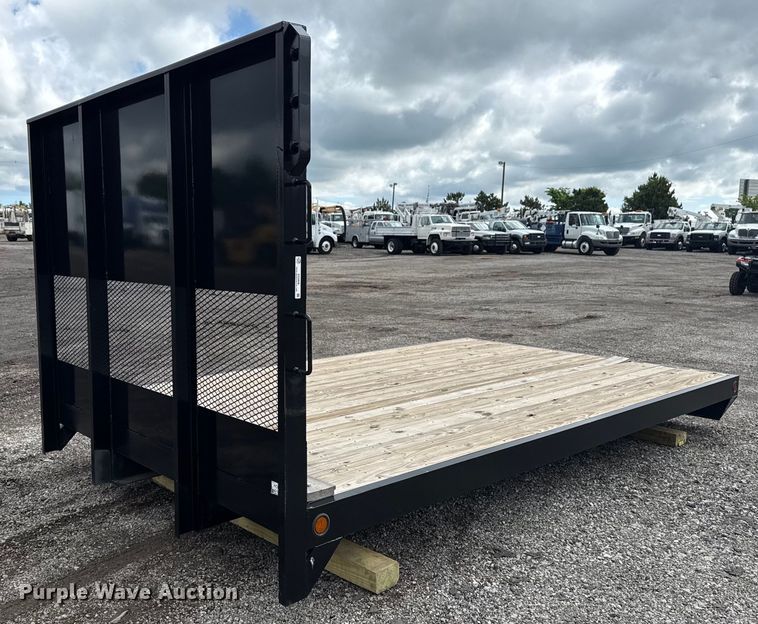 image for item EG5828 Flatbed