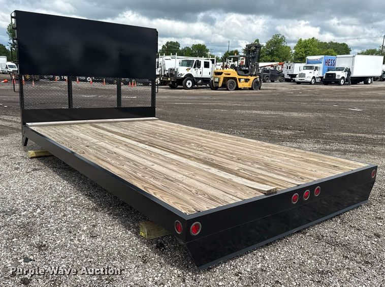 image for item EG5828 Flatbed