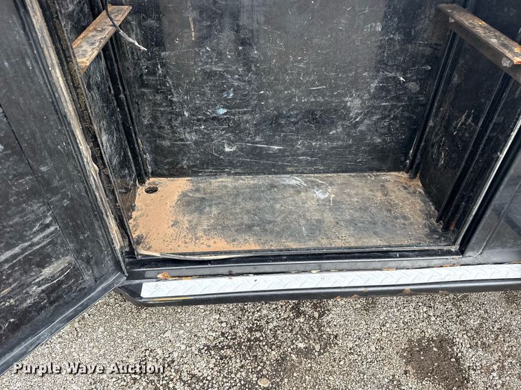 image for item EG5831 2019 Ford F550 Super Duty Crew Cab flatbed truck