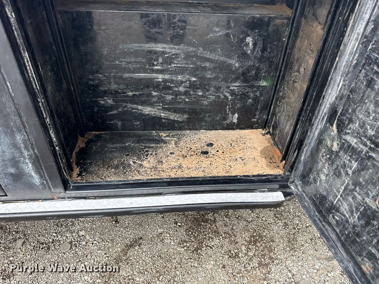 image for item EG5831 2019 Ford F550 Super Duty Crew Cab flatbed truck