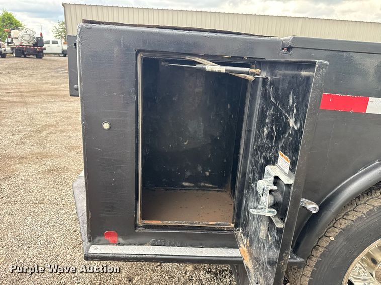 image for item EG5831 2019 Ford F550 Super Duty Crew Cab flatbed truck