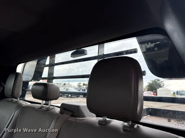 image for item EG5831 2019 Ford F550 Super Duty Crew Cab flatbed truck