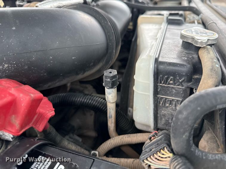 image for item EG5831 2019 Ford F550 Super Duty Crew Cab flatbed truck