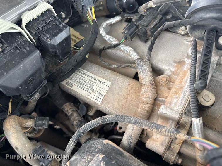 image for item EG5831 2019 Ford F550 Super Duty Crew Cab flatbed truck