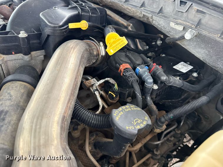 image for item EG5831 2019 Ford F550 Super Duty Crew Cab flatbed truck