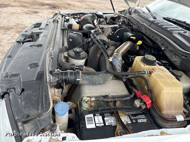 image for item EG5831 2019 Ford F550 Super Duty Crew Cab flatbed truck