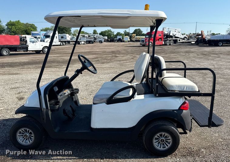 image for item EG5834 2021 Club Car Precedent i2  golf cart