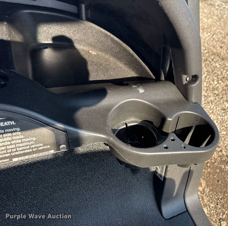 image for item EG5834 2021 Club Car Precedent i2  golf cart