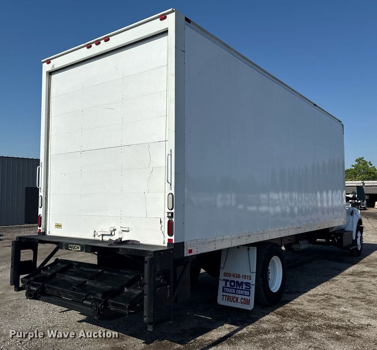 image for item EG5835 2016 Ford F650 Super Duty box truck