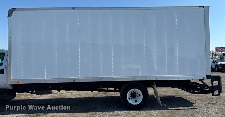 image for item EG5835 2016 Ford F650 Super Duty box truck
