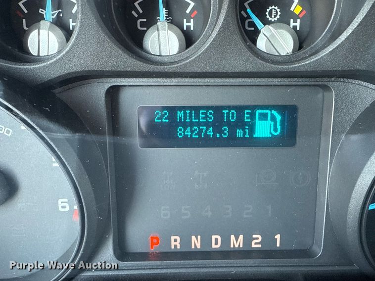 image for item EG5835 2016 Ford F650 Super Duty box truck