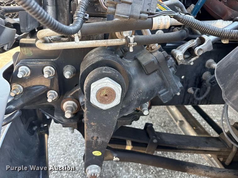 image for item EG5835 2016 Ford F650 Super Duty box truck