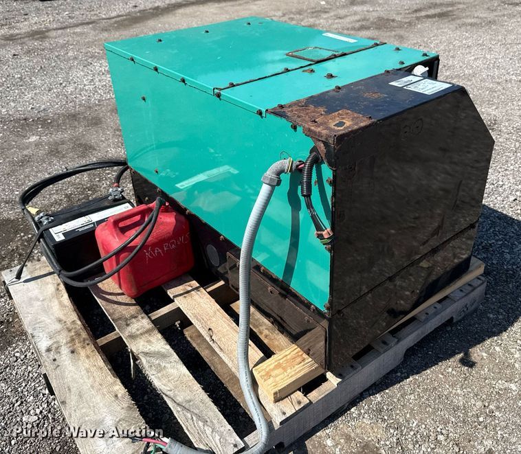 image for item EG5839 Cummins Onan Commercial QD generator