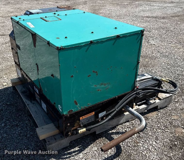 image for item EG5839 Cummins Onan Commercial QD generator