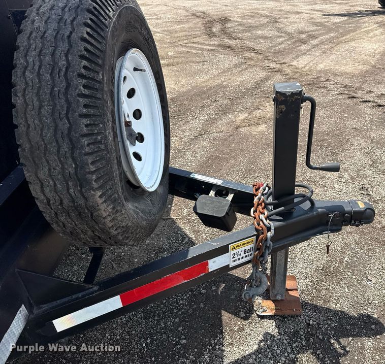 image for item EG5842 2000 Roadrunner Trailer Mfg 20ME22 utility trailer with generator