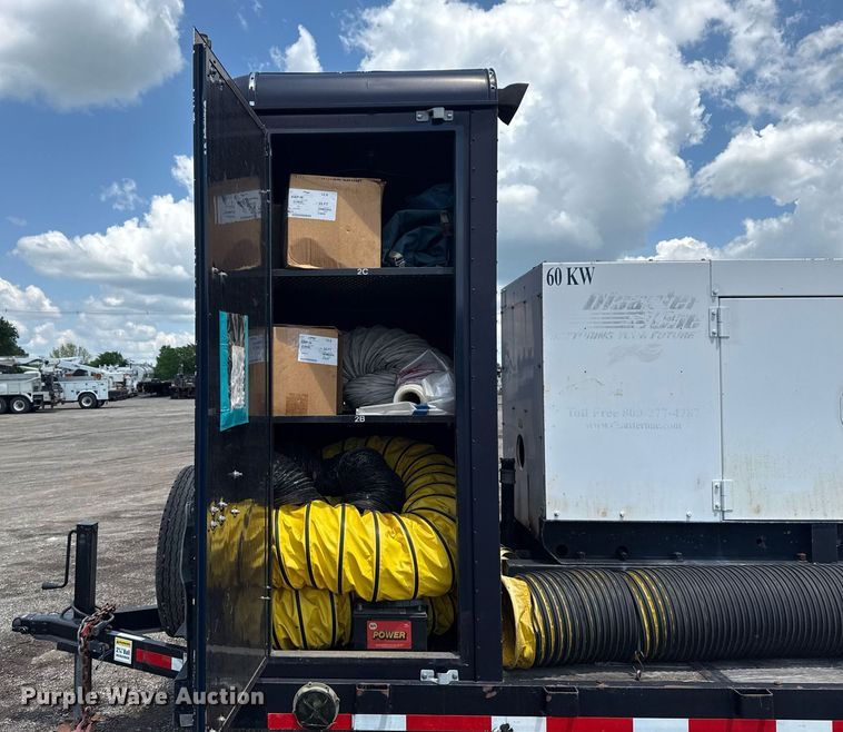 image for item EG5842 2000 Roadrunner Trailer Mfg 20ME22 utility trailer with generator