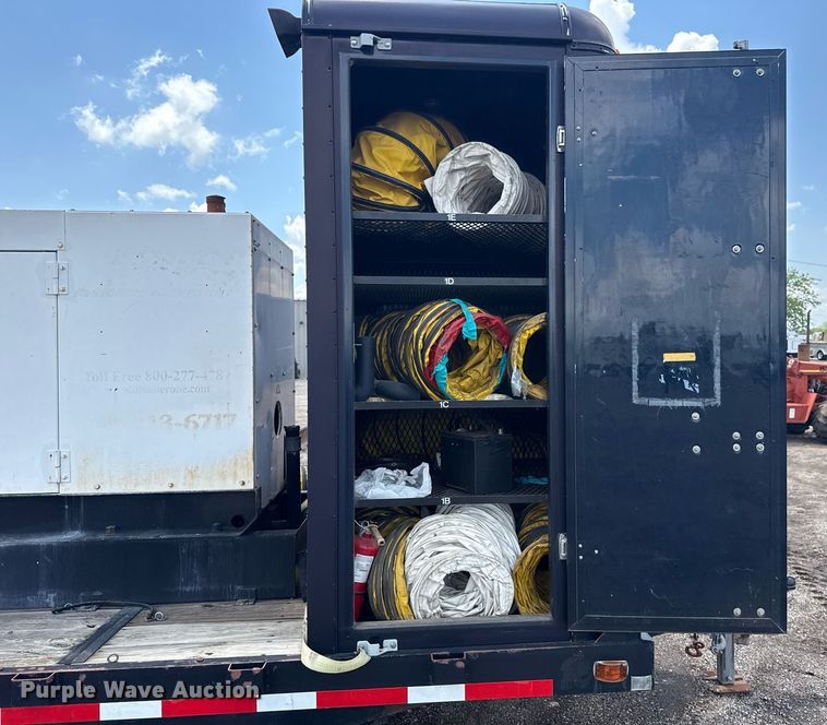 image for item EG5842 2000 Roadrunner Trailer Mfg 20ME22 utility trailer with generator