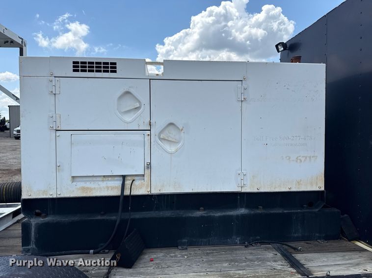 image for item EG5842 2000 Roadrunner Trailer Mfg 20ME22 utility trailer with generator