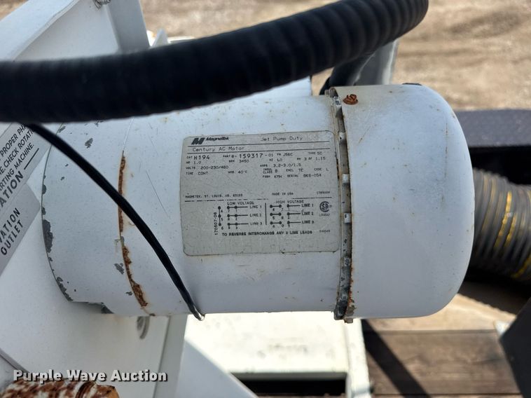 image for item EG5842 2000 Roadrunner Trailer Mfg 20ME22 utility trailer with generator