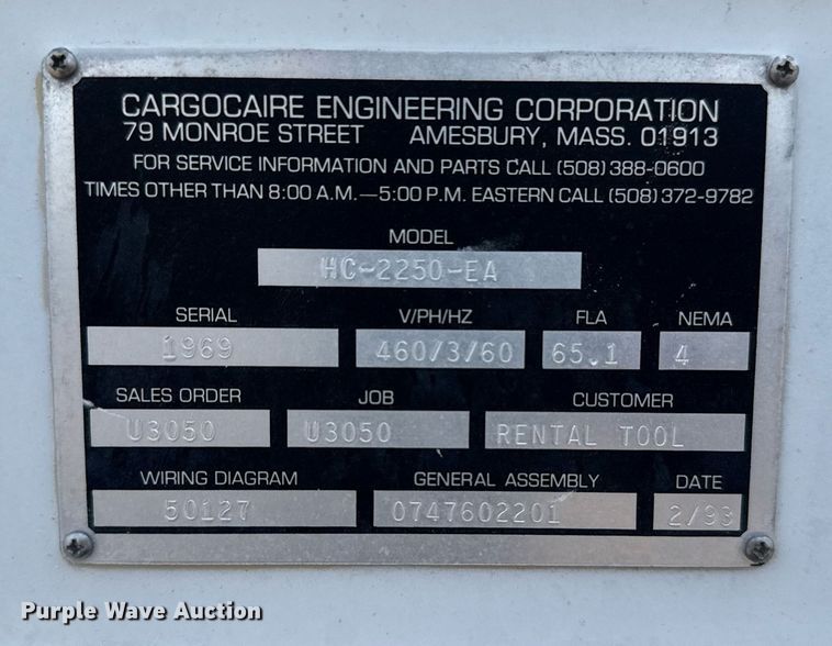 image for item EG5842 2000 Roadrunner Trailer Mfg 20ME22 utility trailer with generator