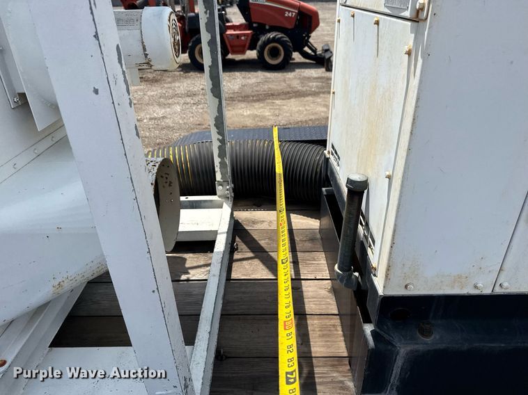 image for item EG5842 2000 Roadrunner Trailer Mfg 20ME22 utility trailer with generator