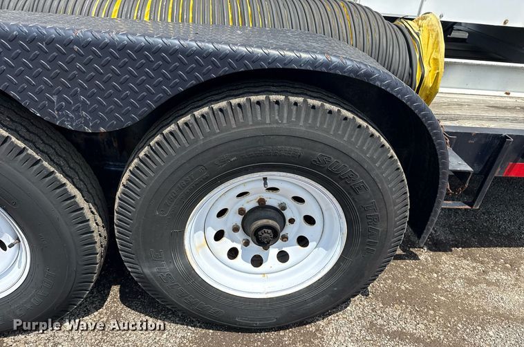 image for item EG5842 2000 Roadrunner Trailer Mfg 20ME22 utility trailer with generator