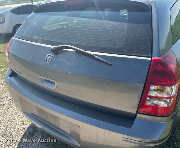 image for item EG6453 2005 Dodge Magnum 