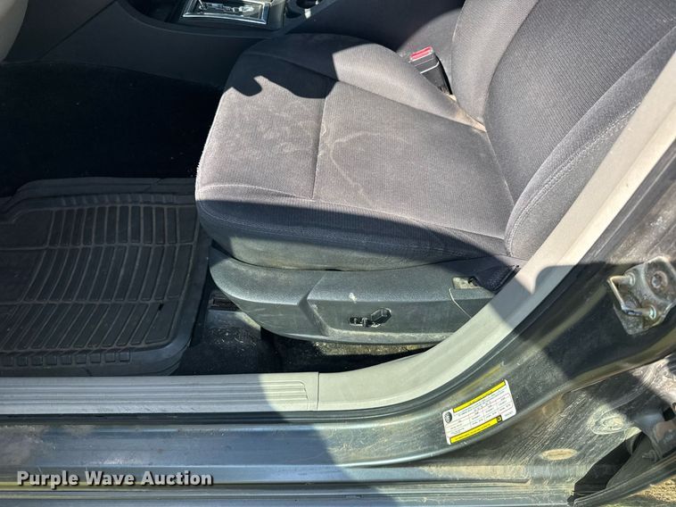 image for item EG6453 2005 Dodge Magnum 