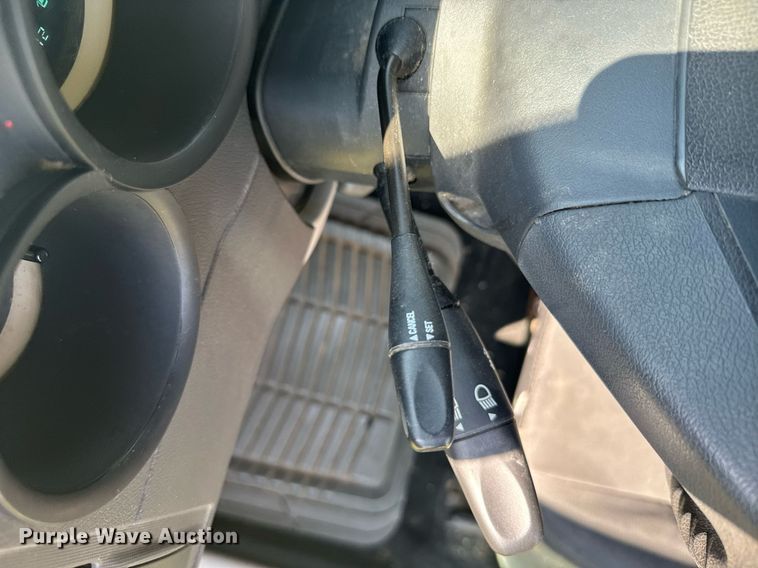 image for item EG6453 2005 Dodge Magnum 