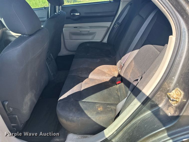 image for item EG6453 2005 Dodge Magnum 