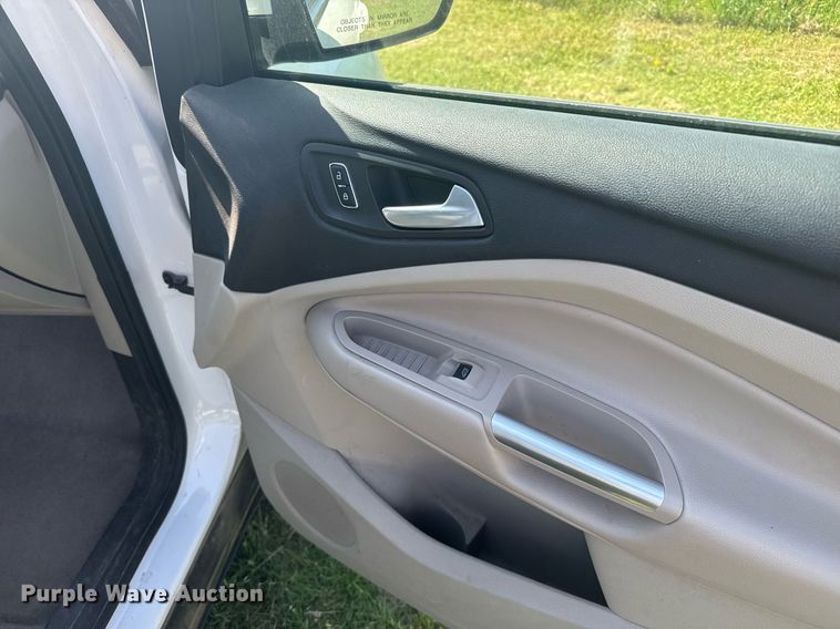 image for item EG6454 2013 Ford Escape SEL SUV