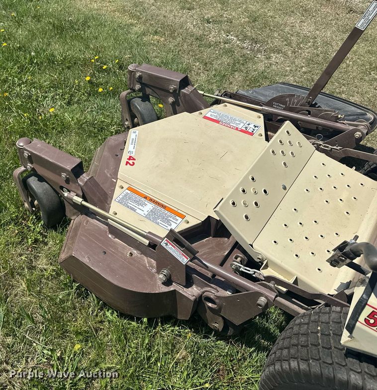 image for item EG6456 2018 Grasshopper 524V ZTR lawn mower