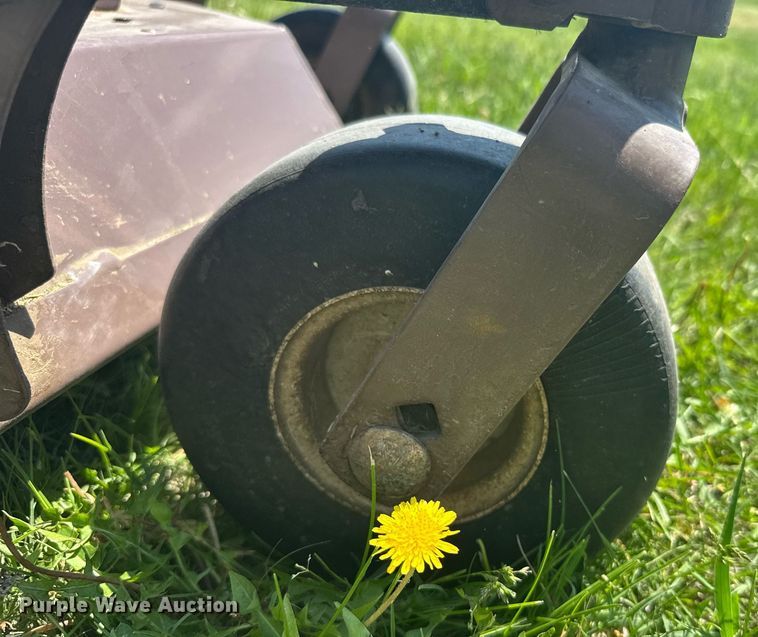 image for item EG6456 2018 Grasshopper 524V ZTR lawn mower