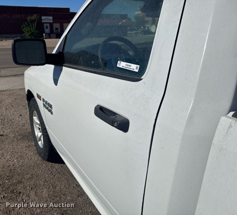 image for item EG6462 2017 Dodge Ram 1500 pickup truck